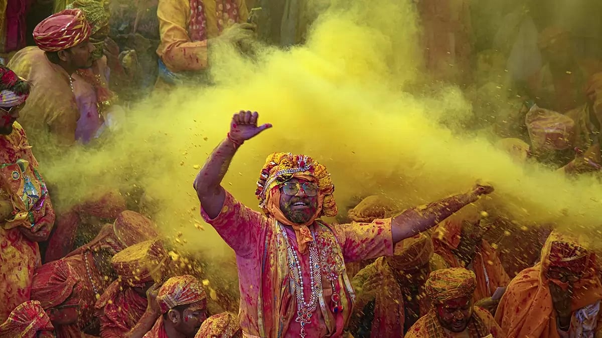 Laddu Holi 2023