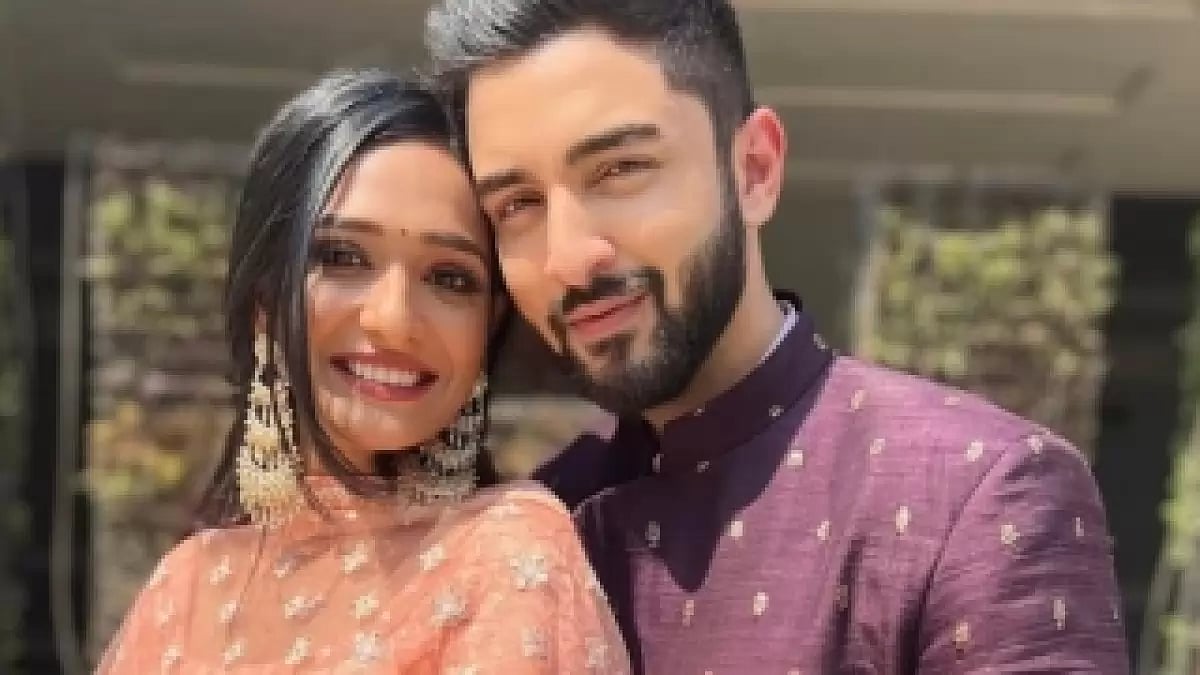 Aishwarya Khare, Rohit Suchanti