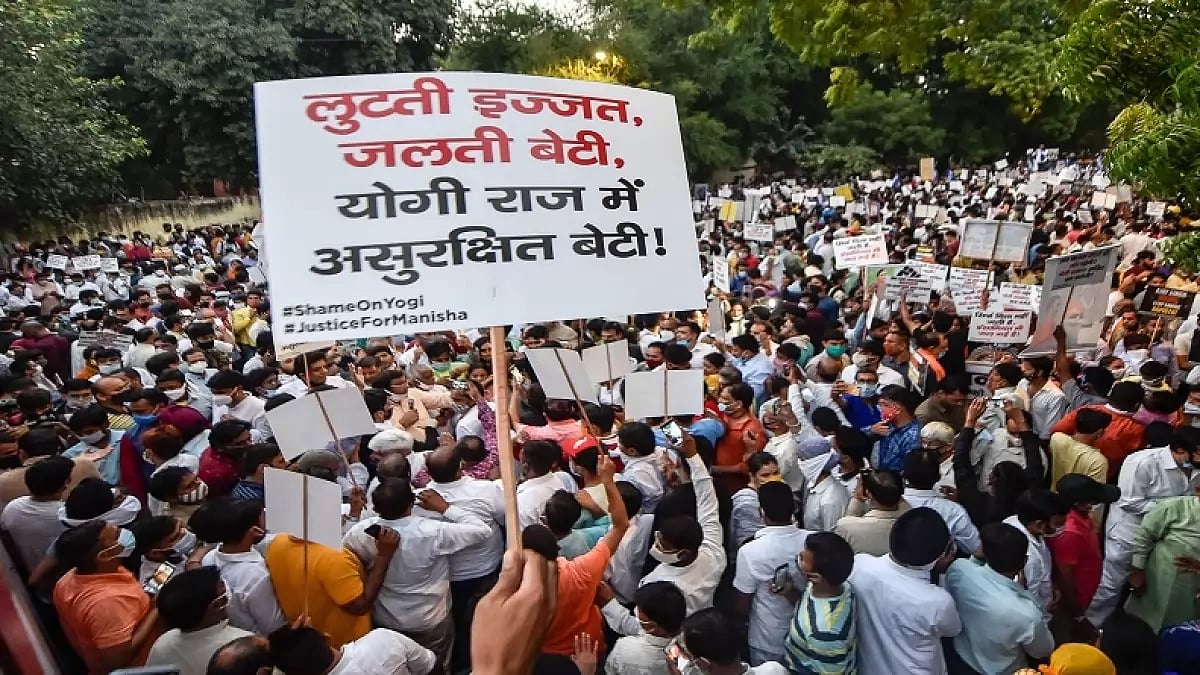 Protest against the death of a 19-year-old Dalit woman who was gangraped and murdered in Hathras. - null