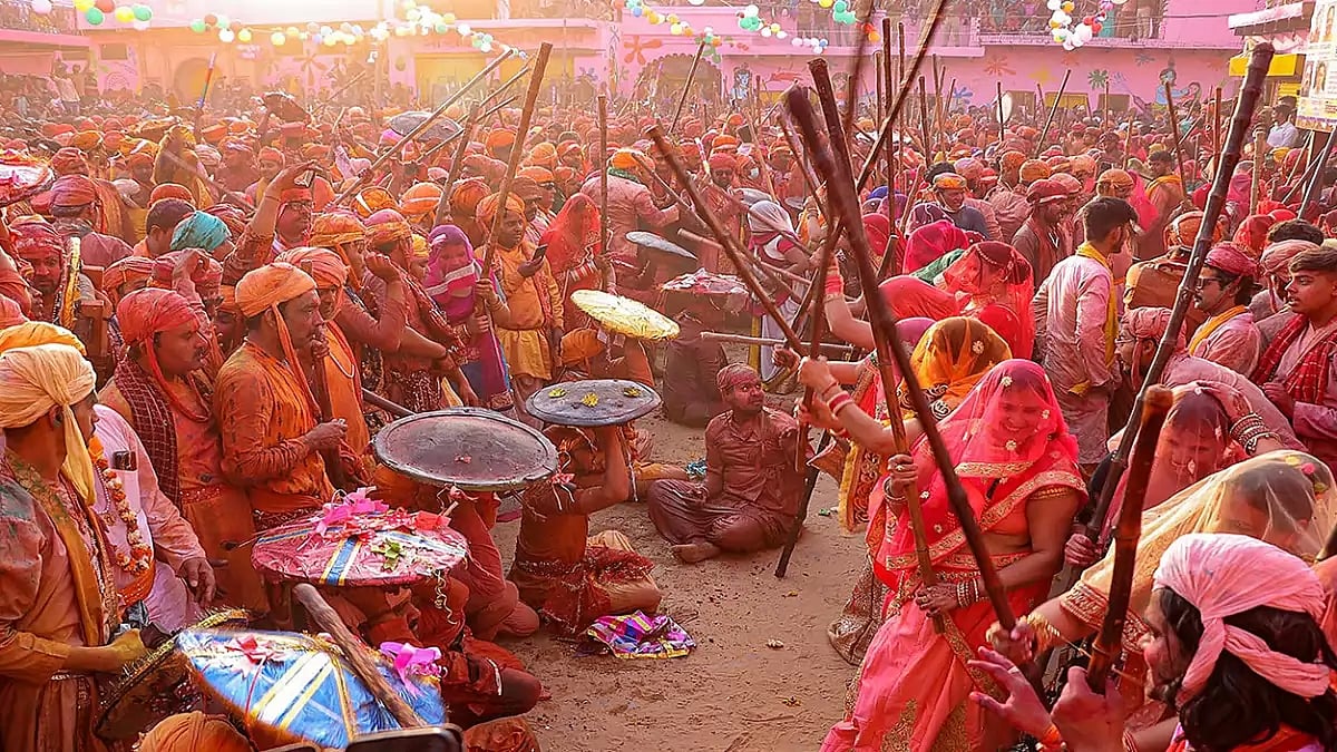 Lathmar Holi in Nandgaon
