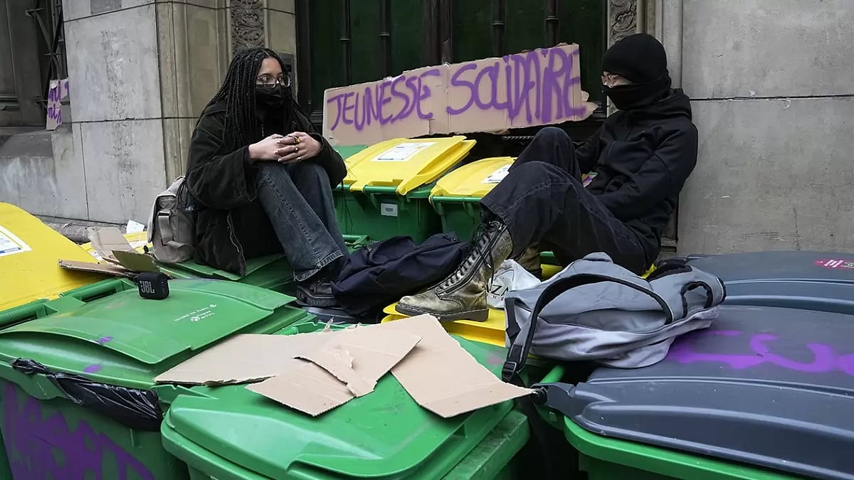 French pension reform strikes