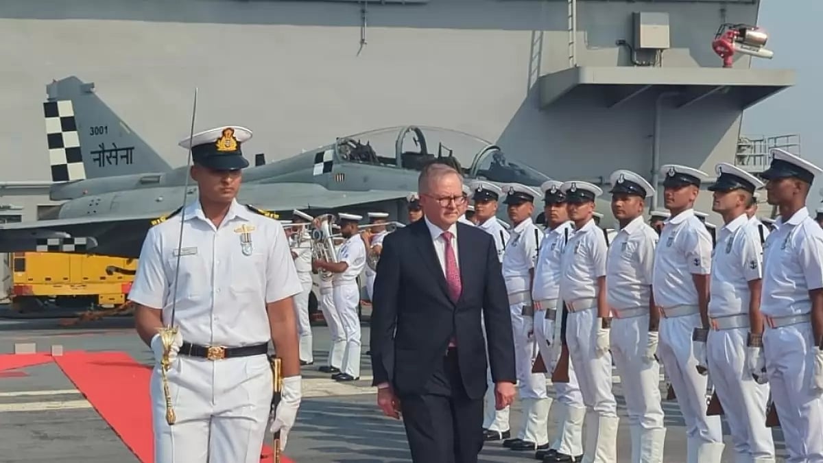 INS Vikrant welcomes first foreign PM On Board