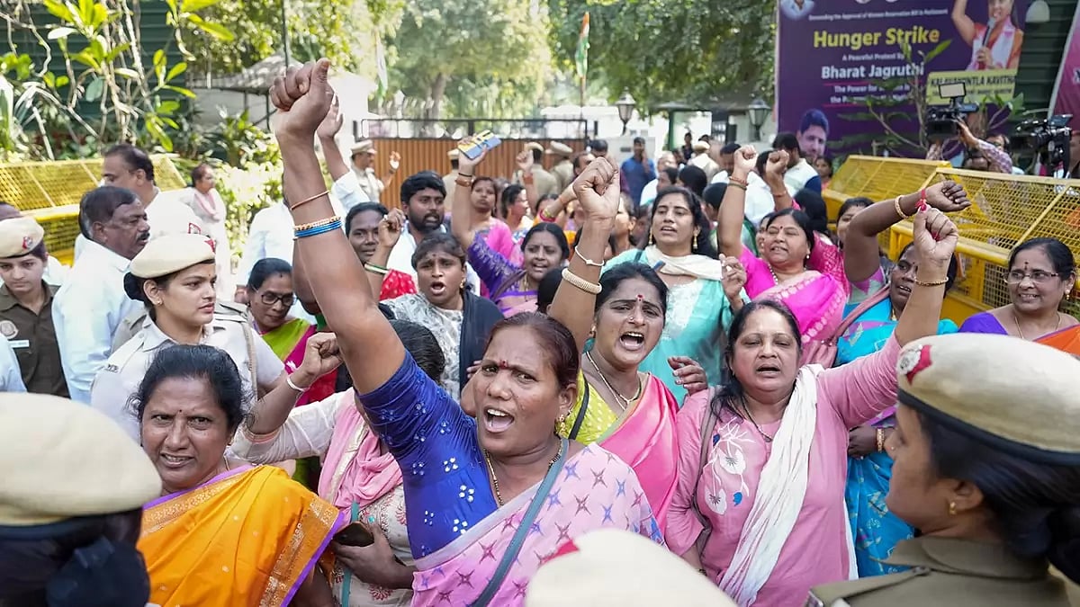 BRS workers at KCRs residence in Delhi