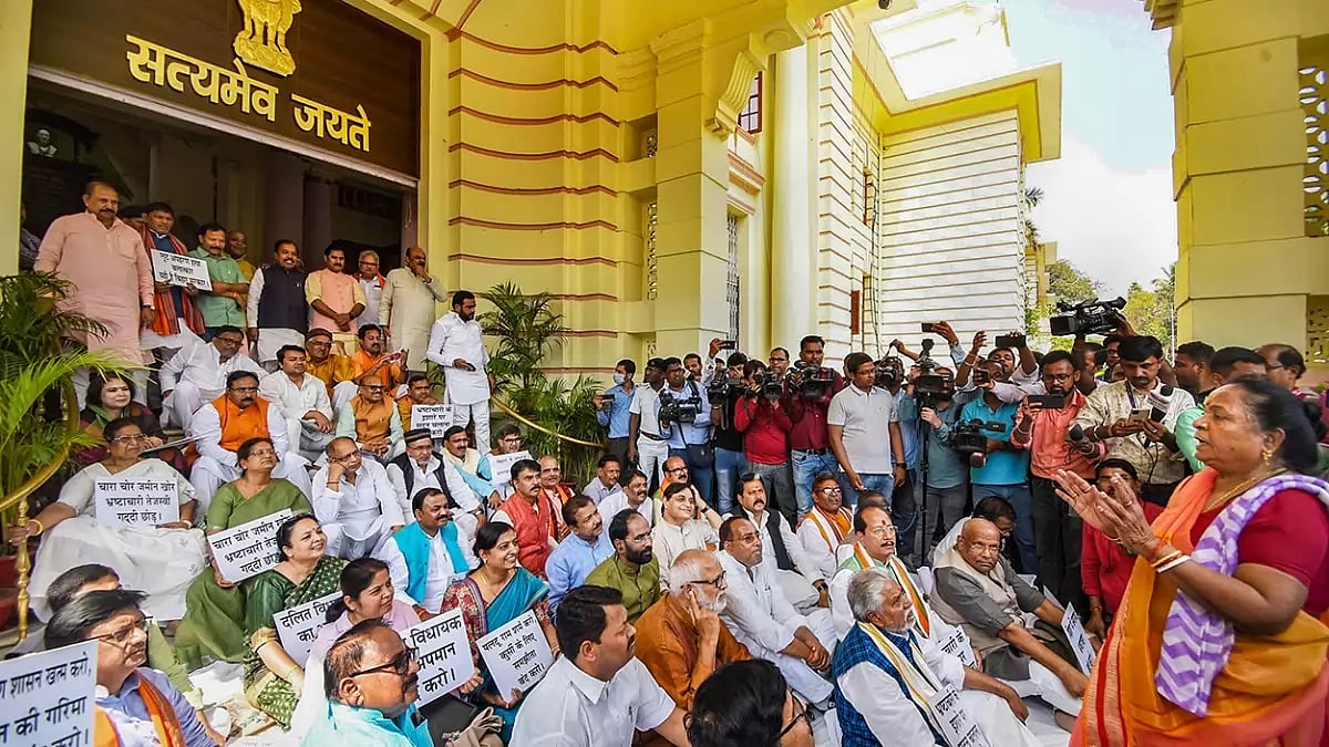 Representational image