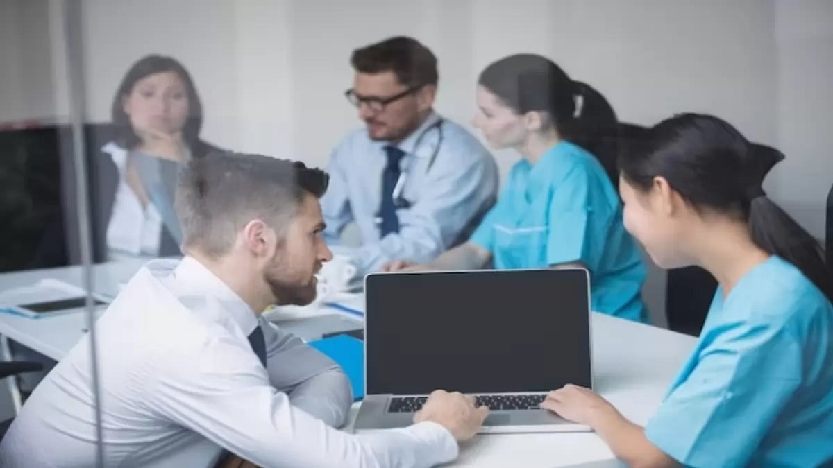A Look At How IoT Is Transforming Healthcare