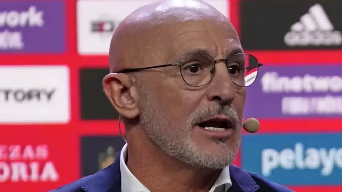 File photo of current Spain coach, Luis de la Fuent.