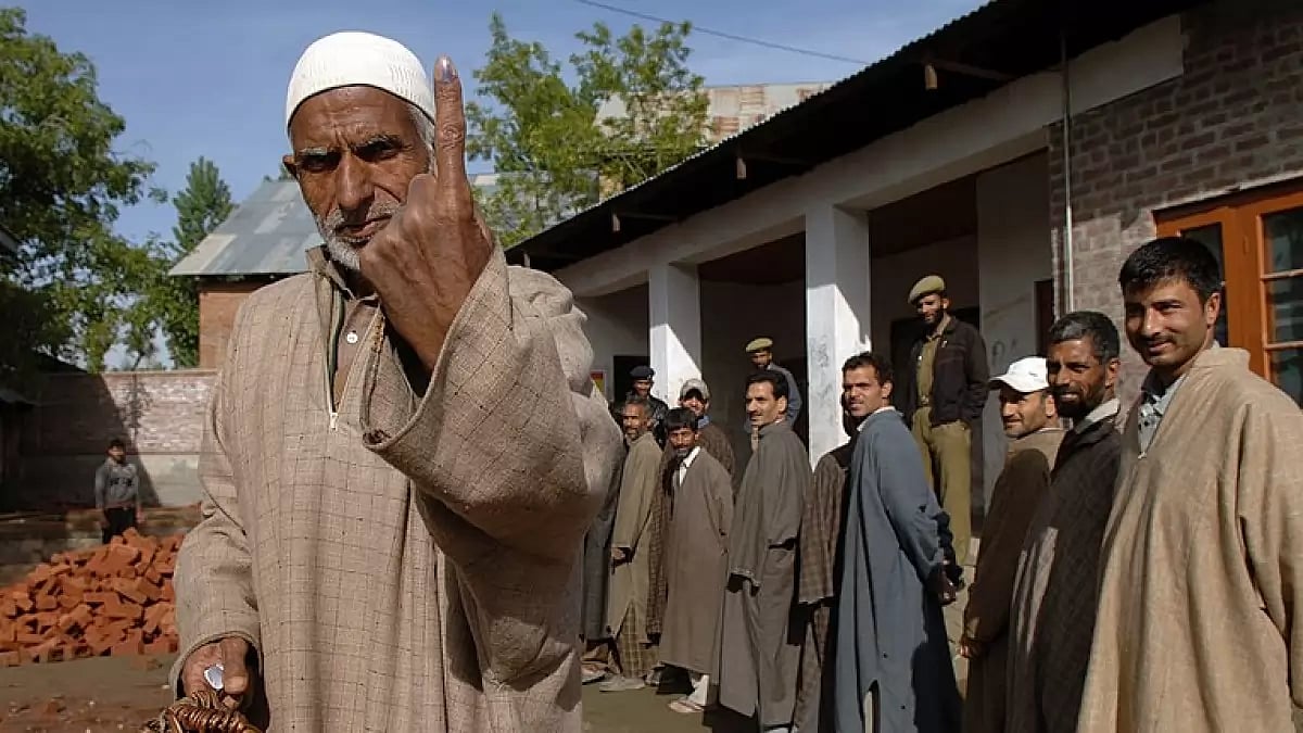 J&K govt begins nationwide exercise to enrol migrant Kashmiri voters (Image for representation)