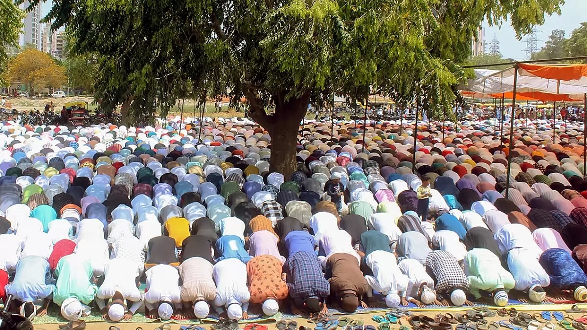 Muslims offer namaz in Gurugram