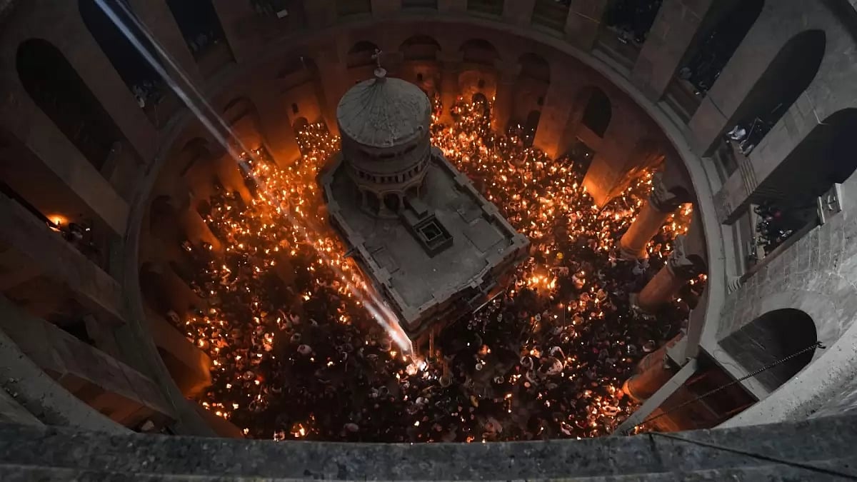 Holy Fire ceremony