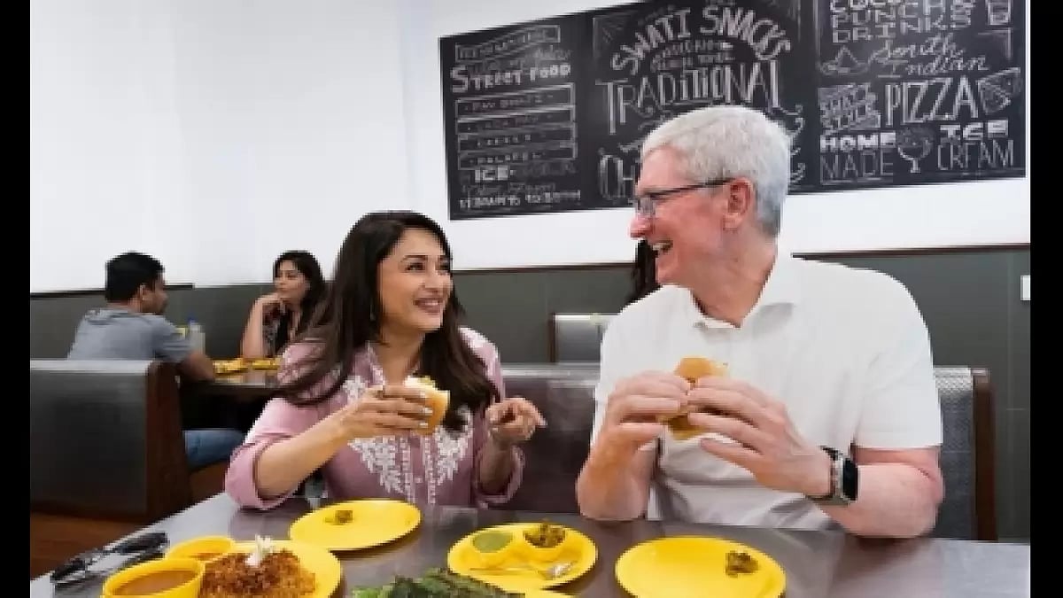 Madhuri Dixit, Tim Cook