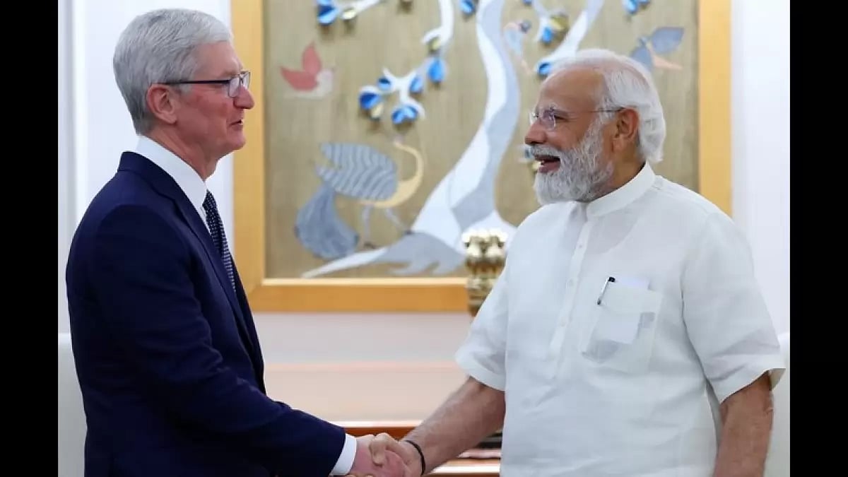 Apple CEO Tim Cook with PM Modi.
