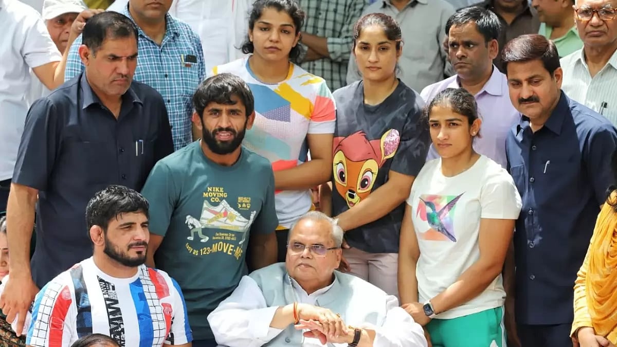 Wrestlers protest at Jantar Mantar