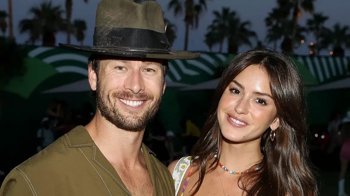 Glen Powell, Gigi Paris