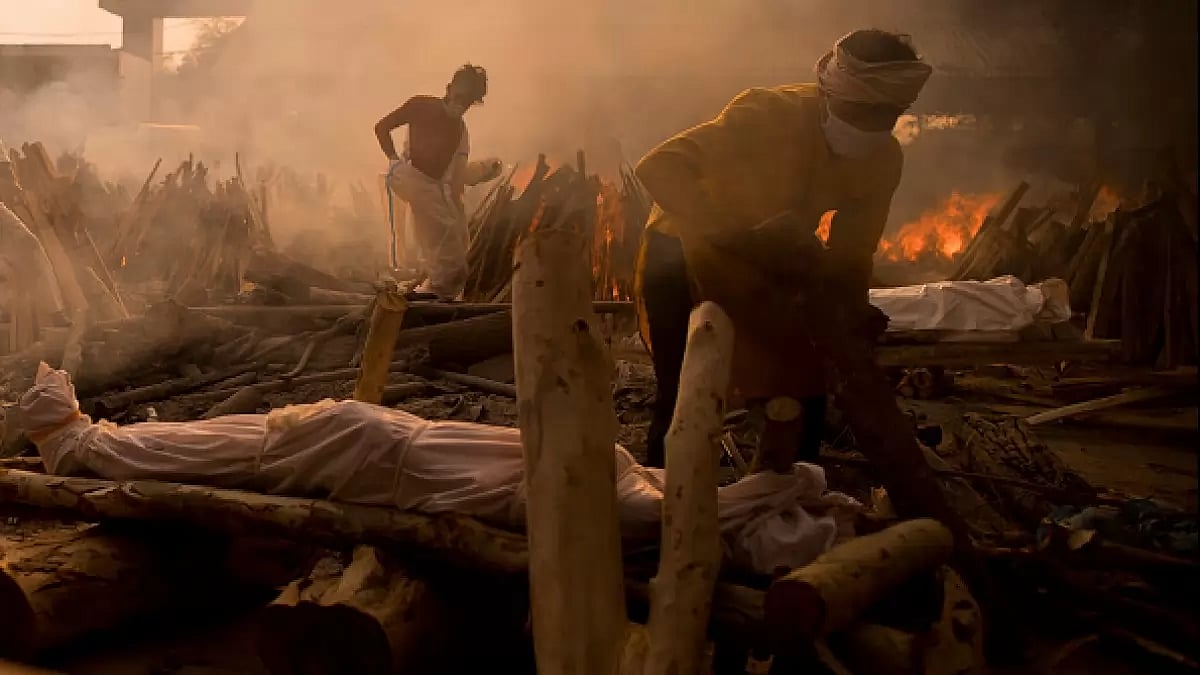 All the characters in the novel are also congenitally related through the location, Aghori Bazar.