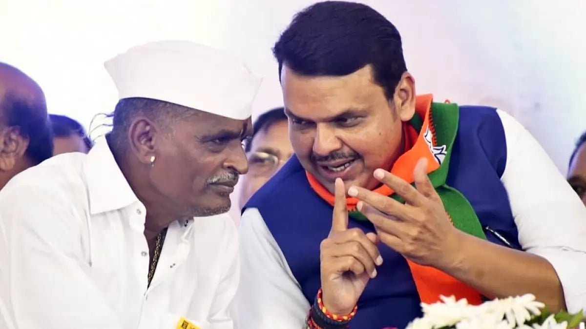 Indurikar Maharaj With Devendra Fadnavis 