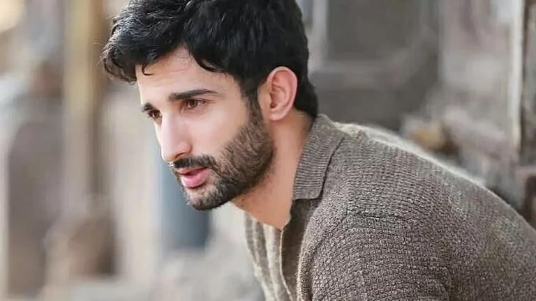 Sidhant Gupta - null