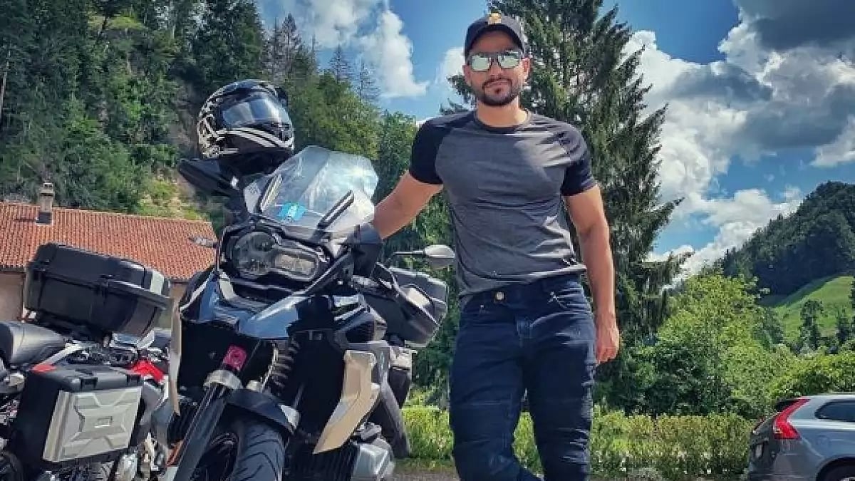 Kunal Kemmu Birthday Special: 5 Pictures That Prove He’s A True Blue Biker Boy At Heart