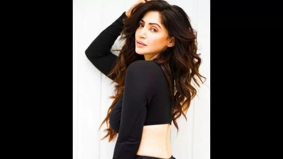 Reyhna Pandit 
