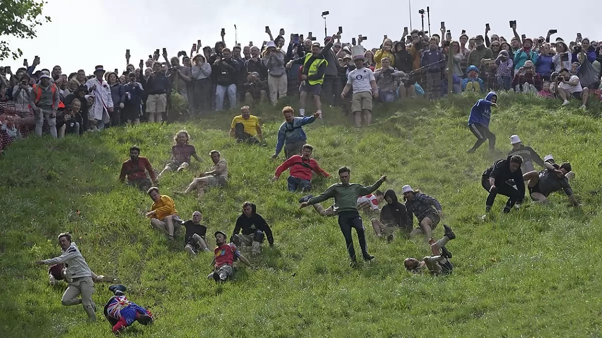 Britain Cheese Rolling