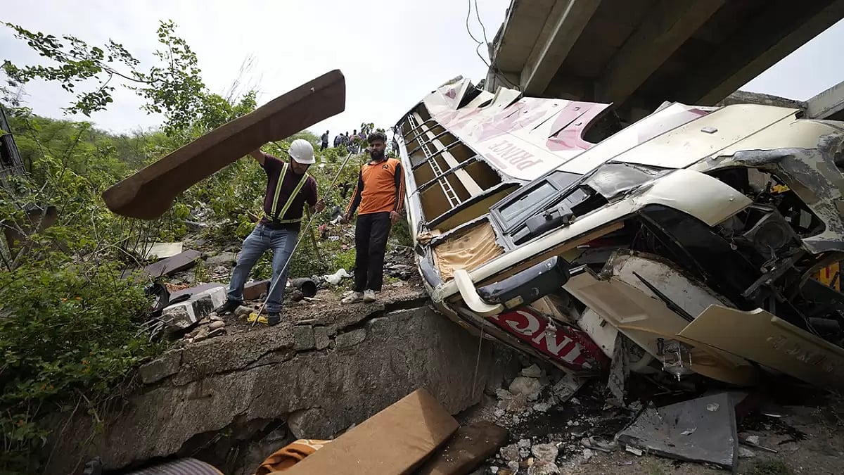 Kashmir Bus Crash