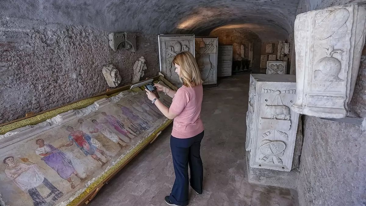 Italy Stolen Antiquities