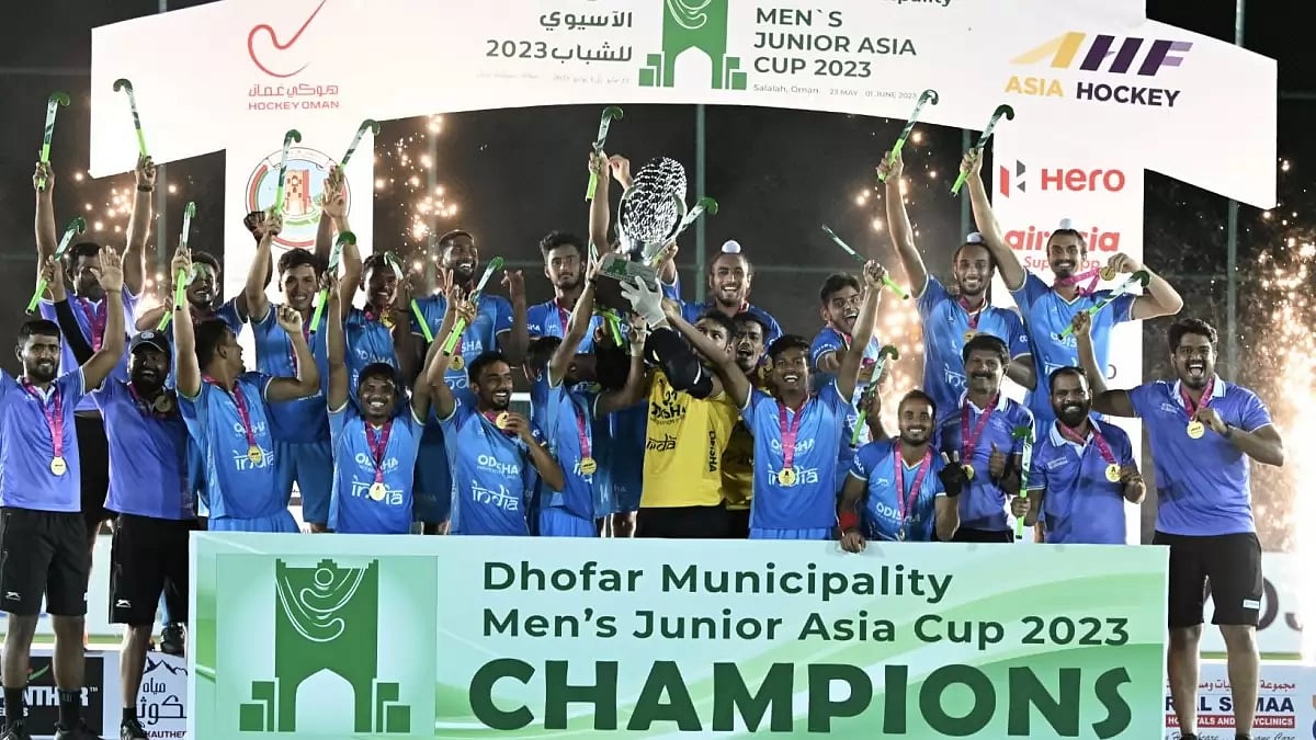 The junior Indian hockey team celebrates its win against Pakistan on Thursday.