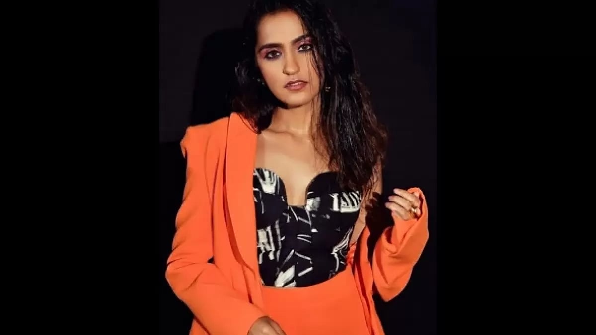 Asees Kaur 