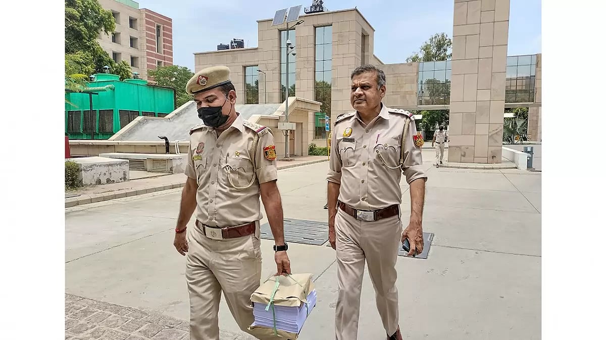 Delhi Police Nabs 'Sextortionists' Trying To Reel In Union Minister