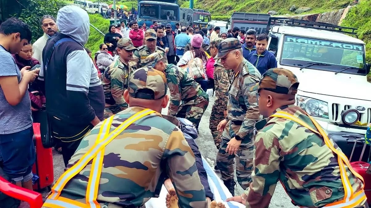 Indian Army conducting rescue operations