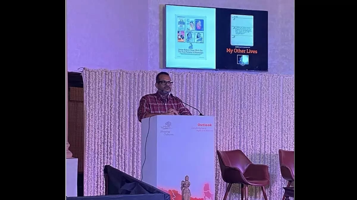 Indranil Roy, CEO Outlook Group speaking at Outlook's event in collaboration with Bihar Museum 
