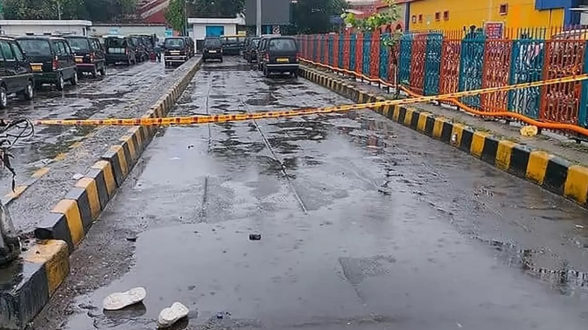 Woman died of electrocution at Delhi station