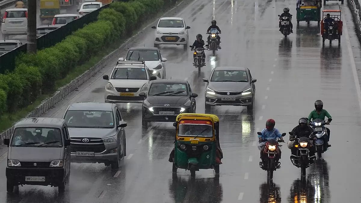 Delhi's Maximum Settles At 35.7 Deg C; Light Rain Likely On Monday