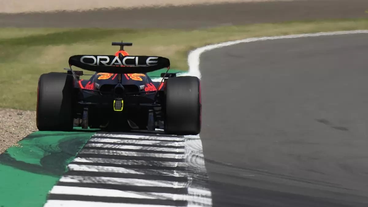 Max Verstappen in action.