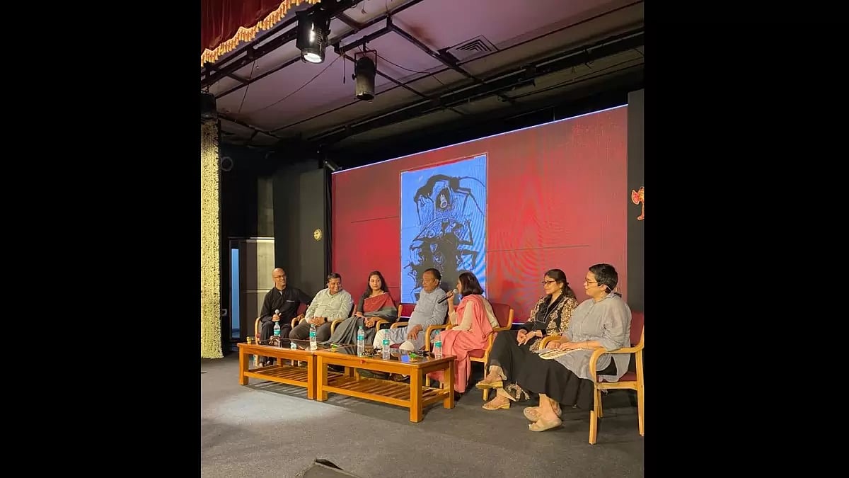 Outlook Editor Chinki Sinha with the panelists at Bihar Museum Biennale in Bangalore