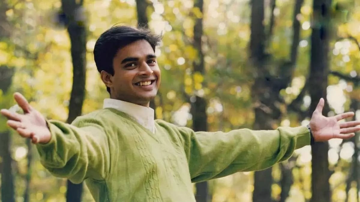 R Madhavan In A Still From 'Rehnaa Hai Terre Dil Mein'