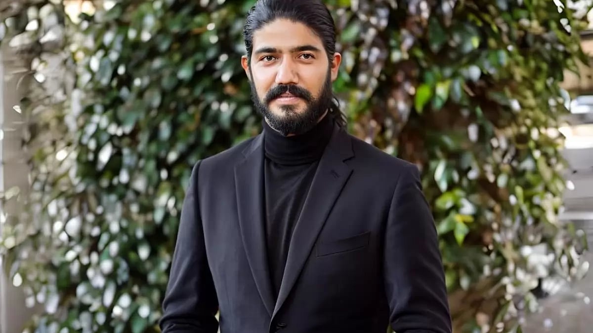 Dr. Viv Sin