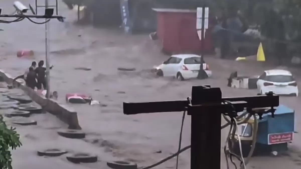 Heavy Monsoon rains in Gujarat