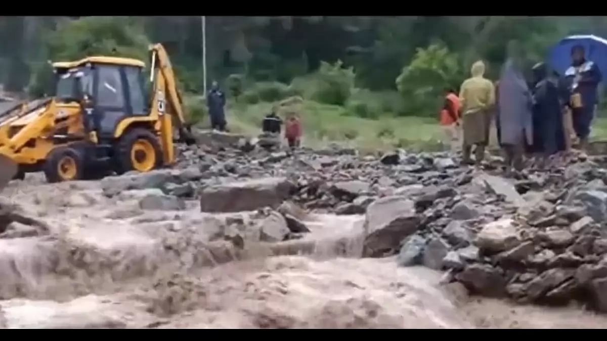 Cloudburst Strikes Ganderbal In J&K, Heavy Rain Lashes Mumbai, Orange Alert Issued In Odisha — Latest Updates