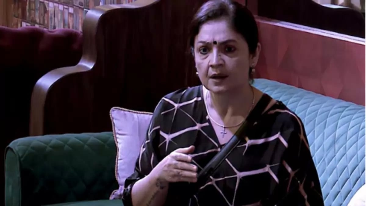 Pooja Bhatt 