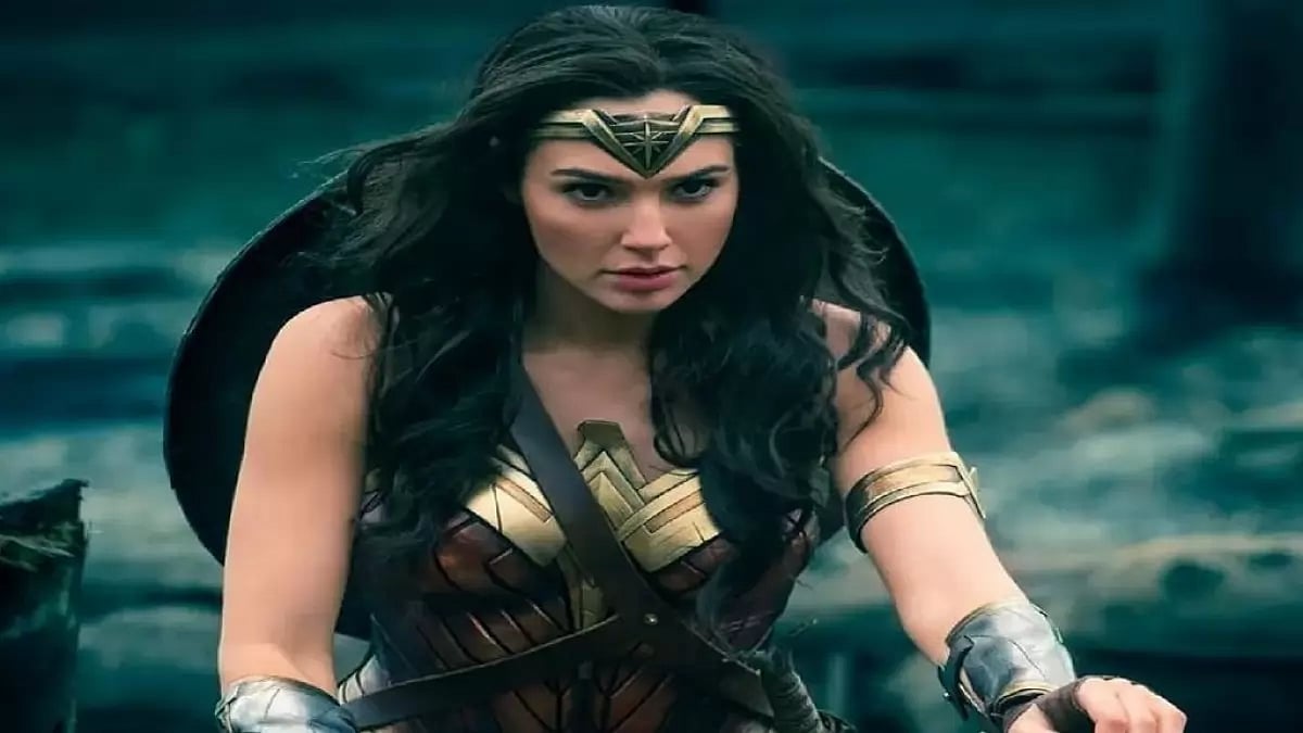  Gal Gadot and James Gunn Bring 