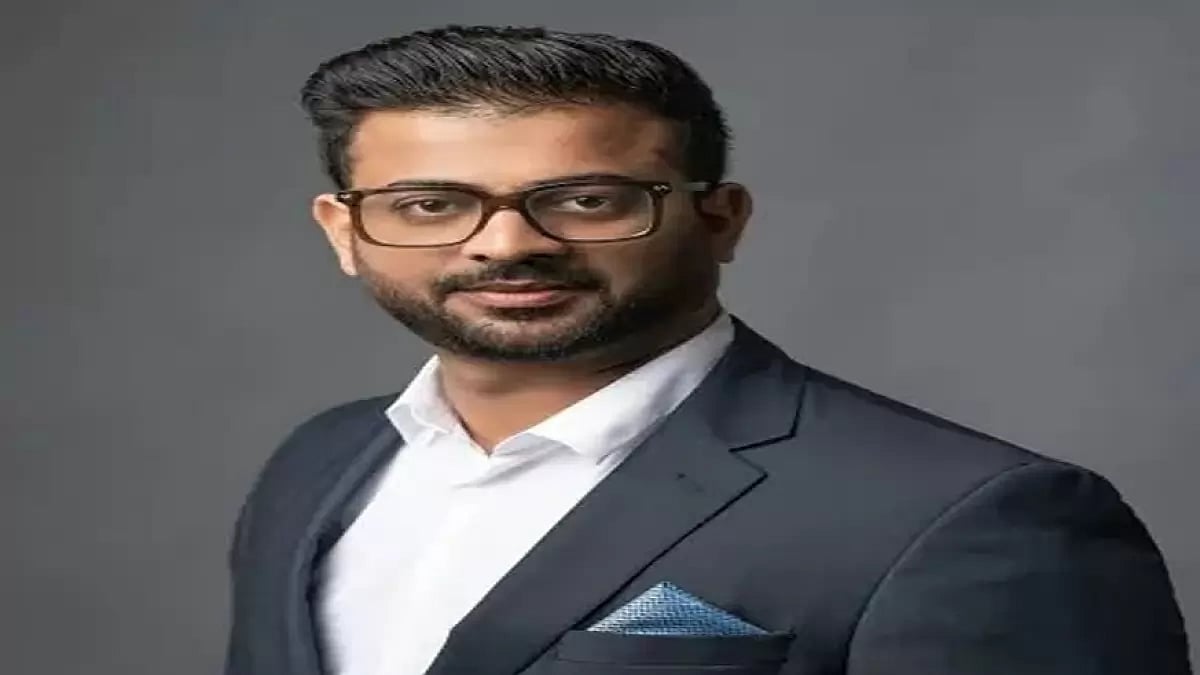  Kunal Patel, Managing Director