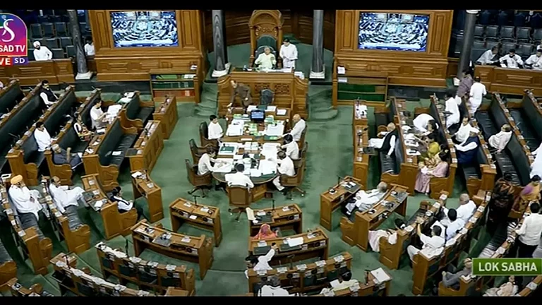 Lok Sabha in session - null