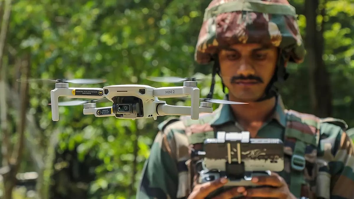 Patrolling at LOC in Poonch ahead of I-Day