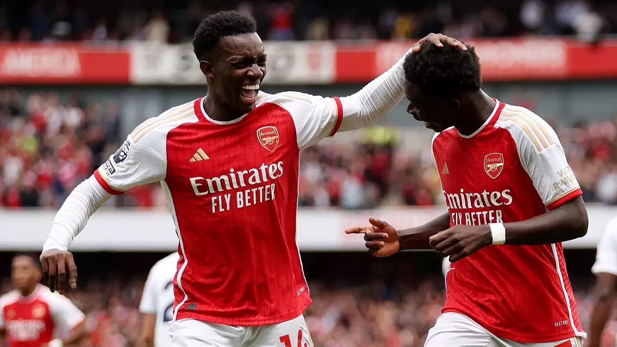 Arsenals Eddie Nketiah (left) celebrates with Bukayo Saka.