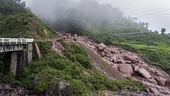 179 Roads Blocked, Shimla Himachal Pradesh Hit by Heavy Rains: 179 Roads Blocked as IMD Sounds Orange Alert for Today - null