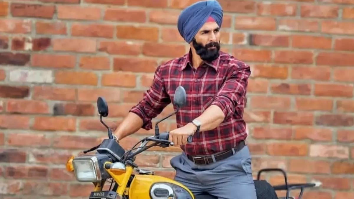 Akshay Kumar In A Still From Mission Raniganj As  Jaswant Singh Gill
