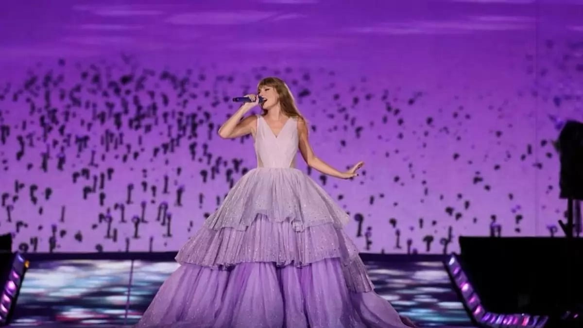 Taylor Swift in Arrowhead Stadium, Kansas City for The Ears Tour, 2023 