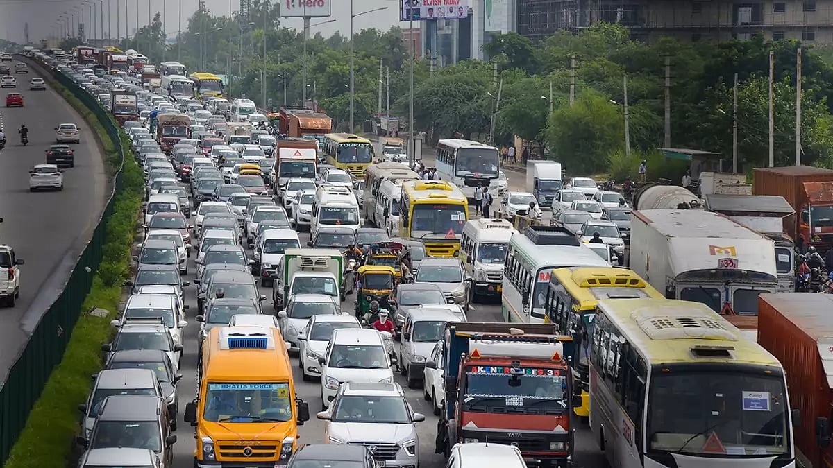 Minimum Temperature Settles At 11.2 degrees Celsius in Delhi