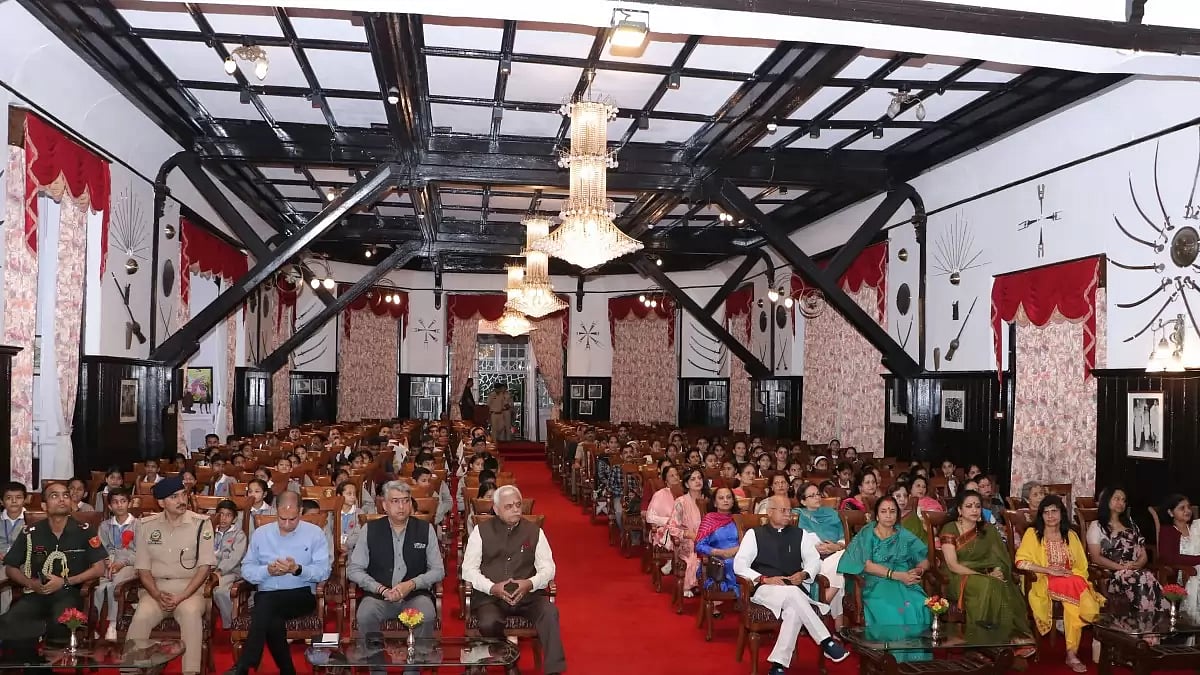 Himachal Pradesh Raj Bhavan has been opened for the general public from today.