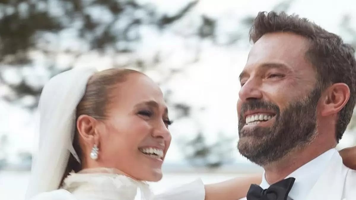 Jennifer Lopez and Ben Affleck  at their wedding ceremony at Georgia